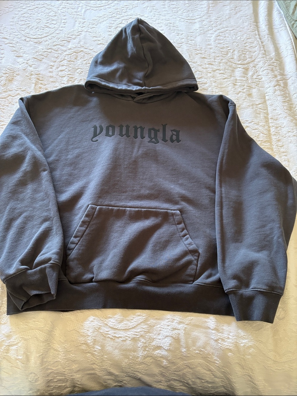 YoungLA Women’s Charcoal Gray Pullover Hoodie EUC XXL